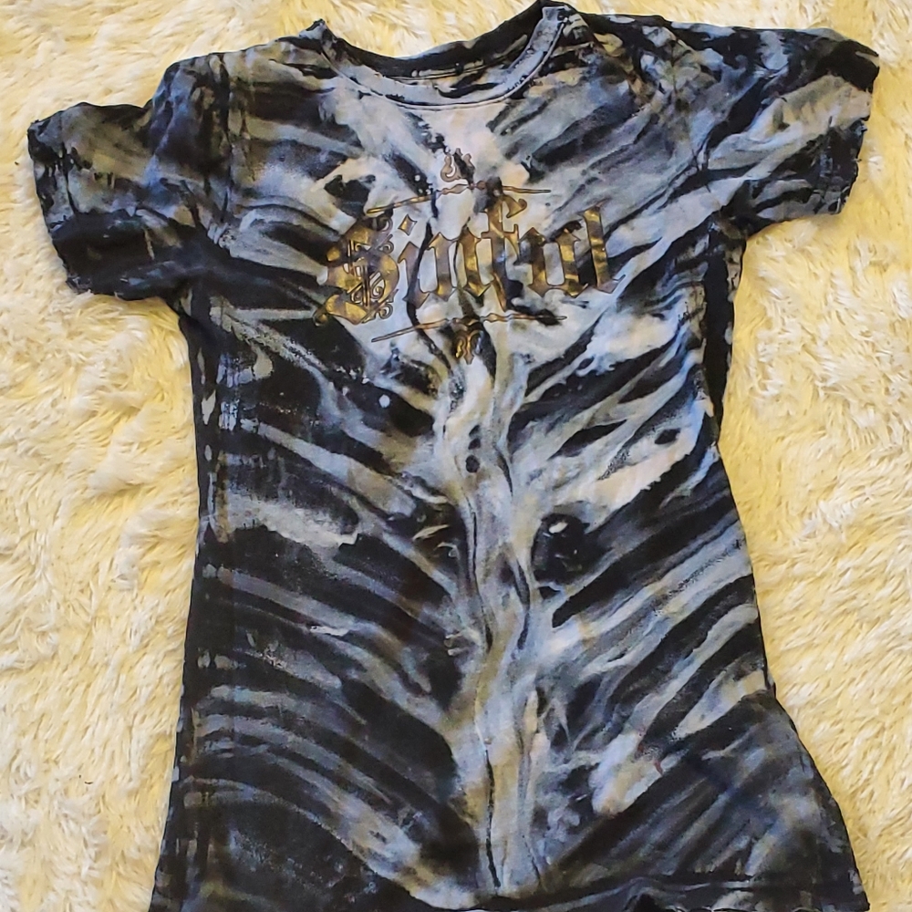 Sinful tee small